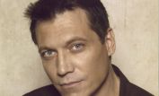 Holt McCallany