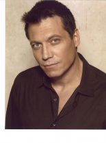 Holt McCallany