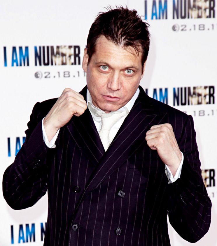 Holt McCallany