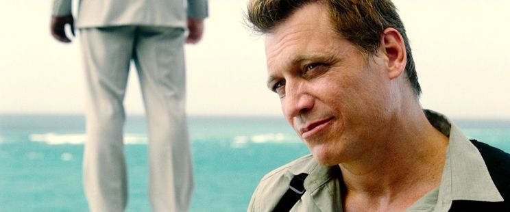 Holt McCallany