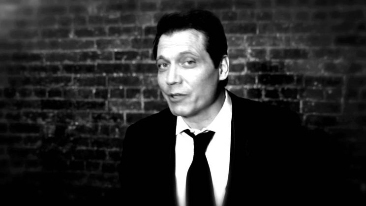 Holt McCallany