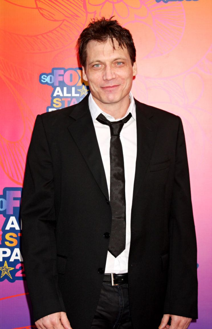 Holt McCallany