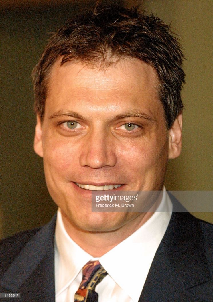 Holt McCallany