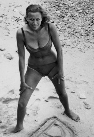 Honor Blackman