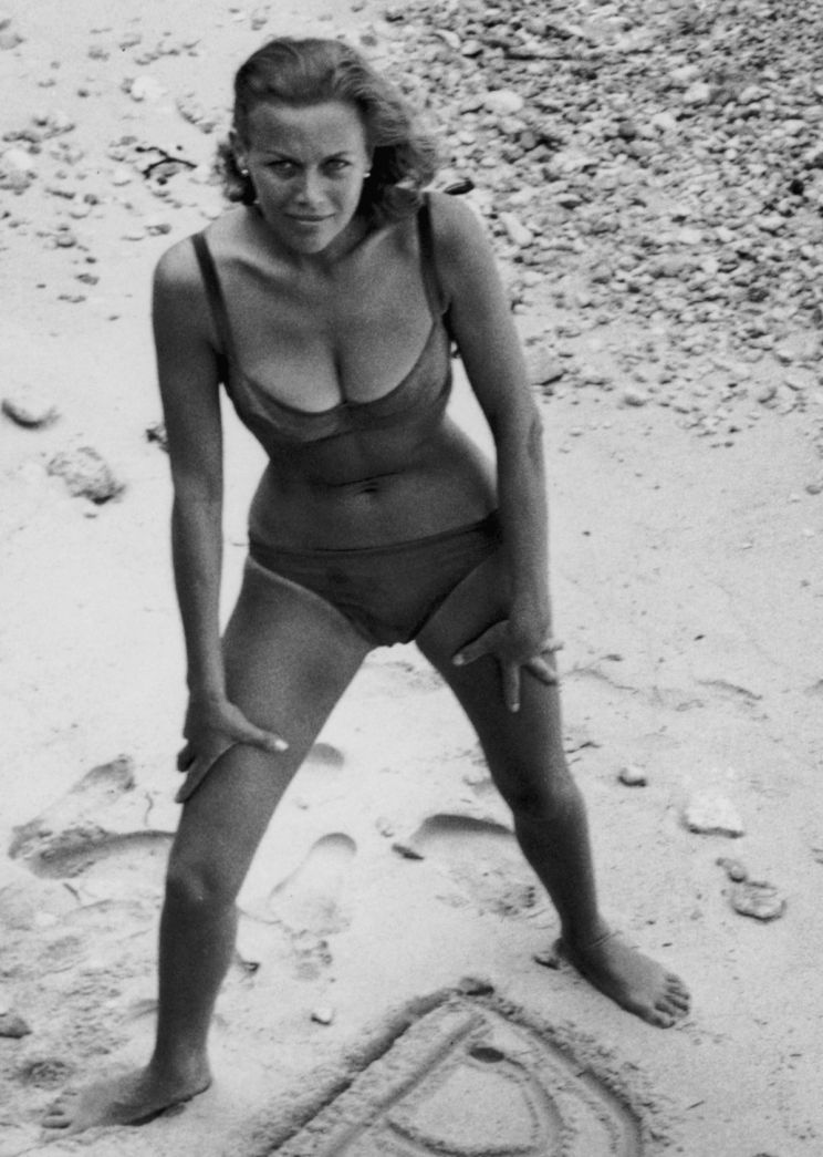 Honor Blackman