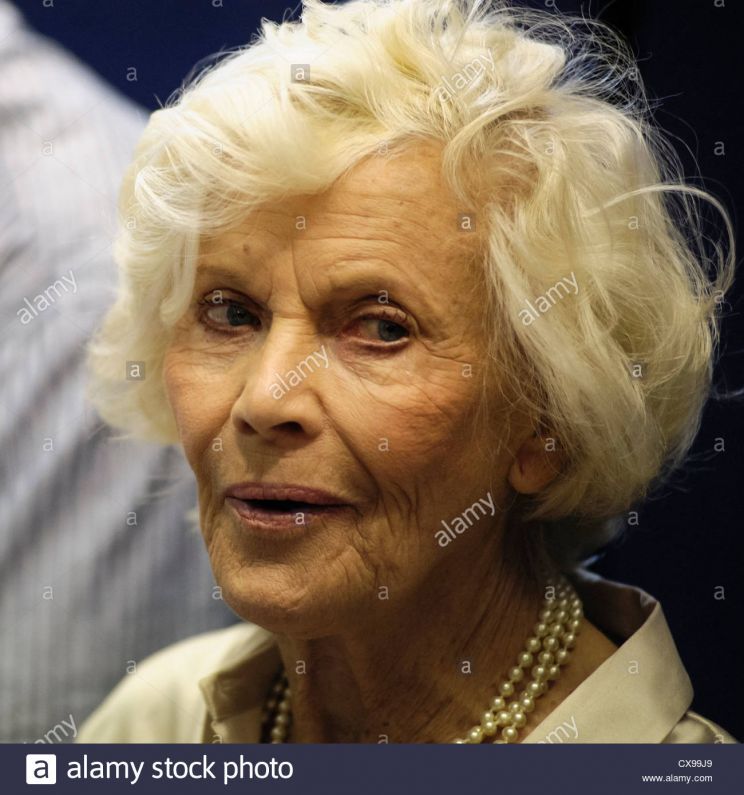 Honor Blackman