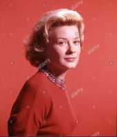 Hope Lange