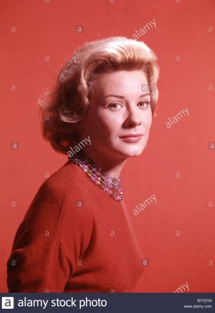 Hope Lange