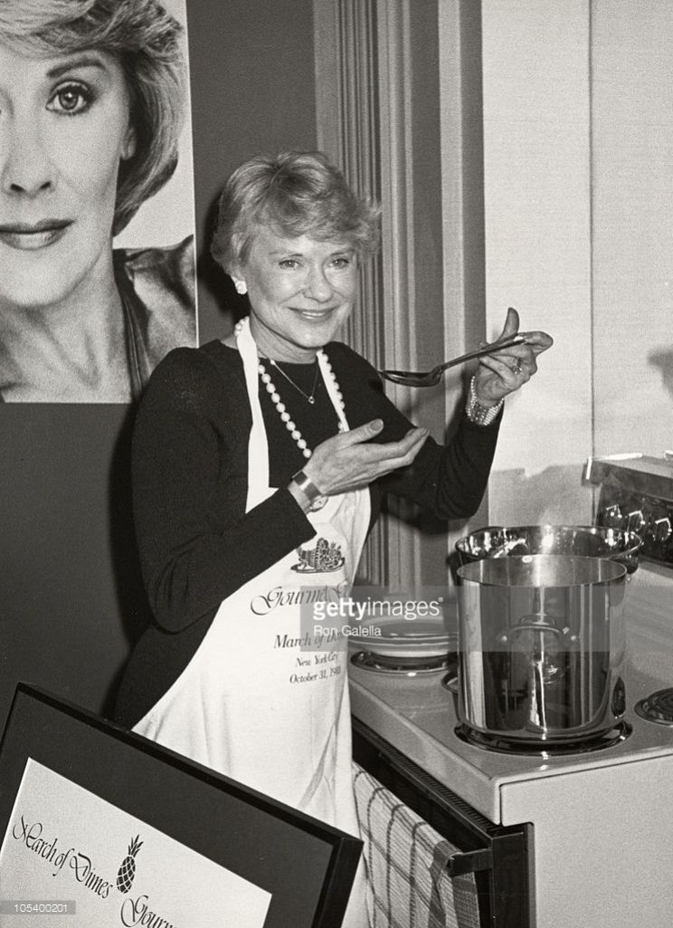 Hope Lange