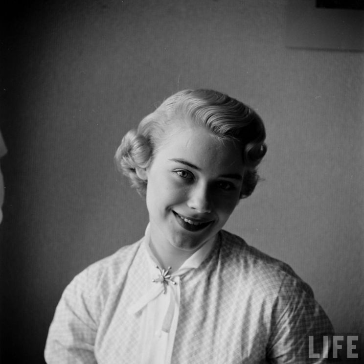 Hope Lange