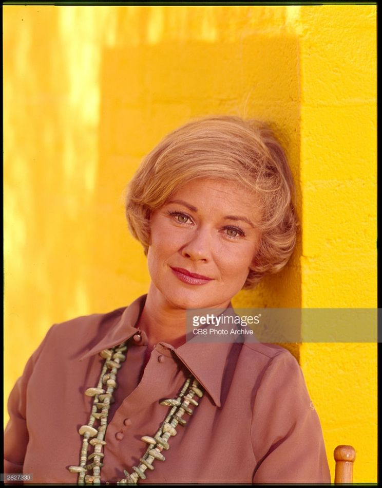 Hope Lange