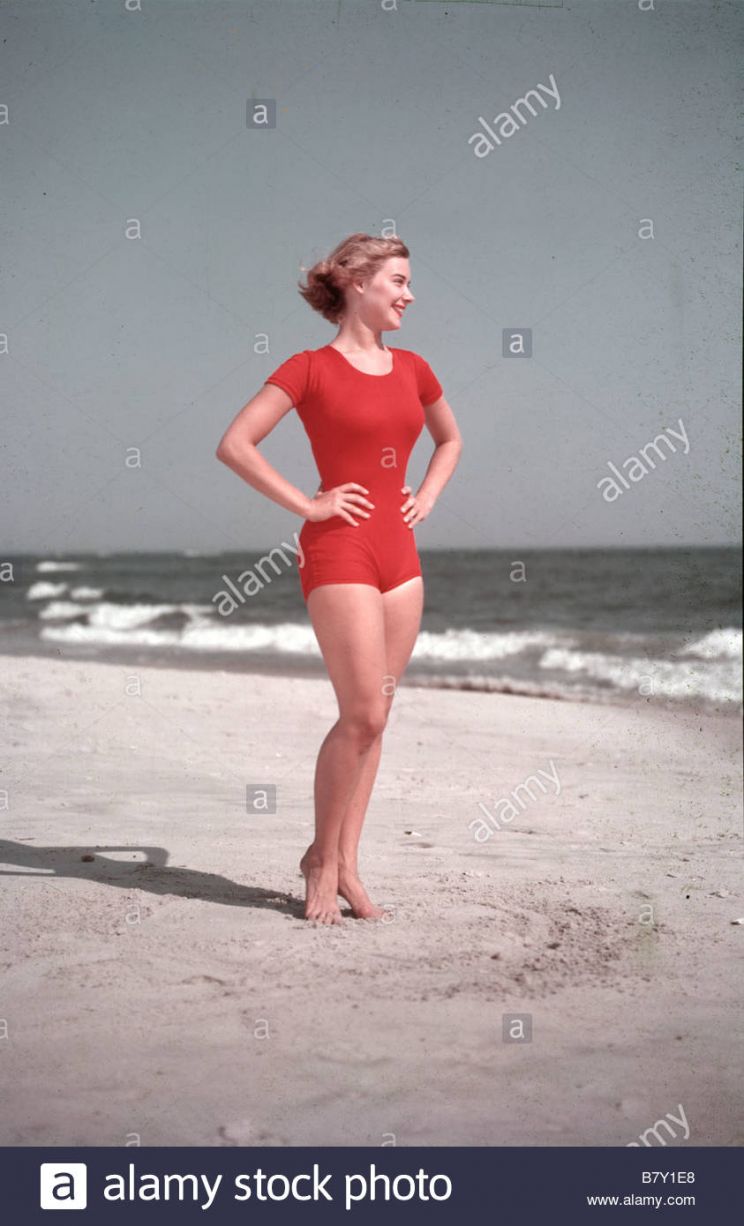 Hope Lange