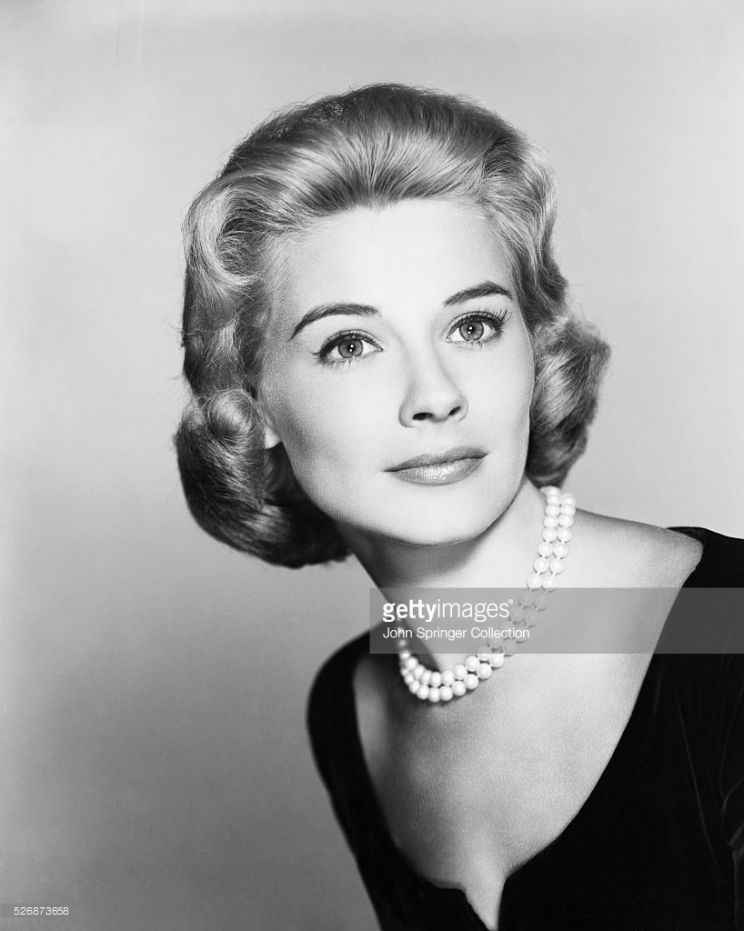 Hope Lange