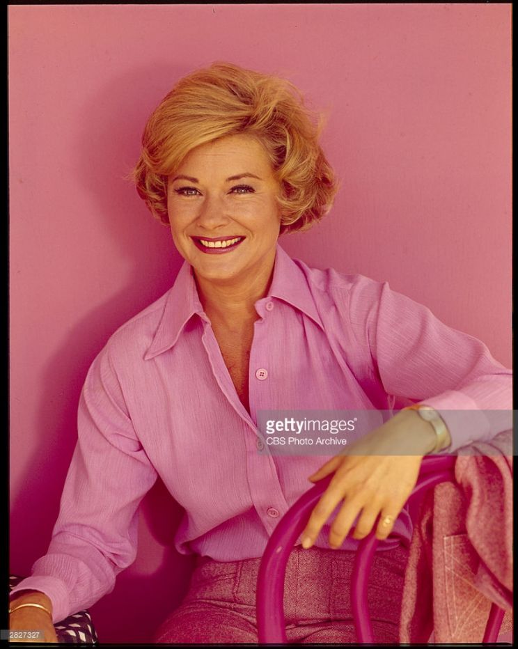 Hope Lange