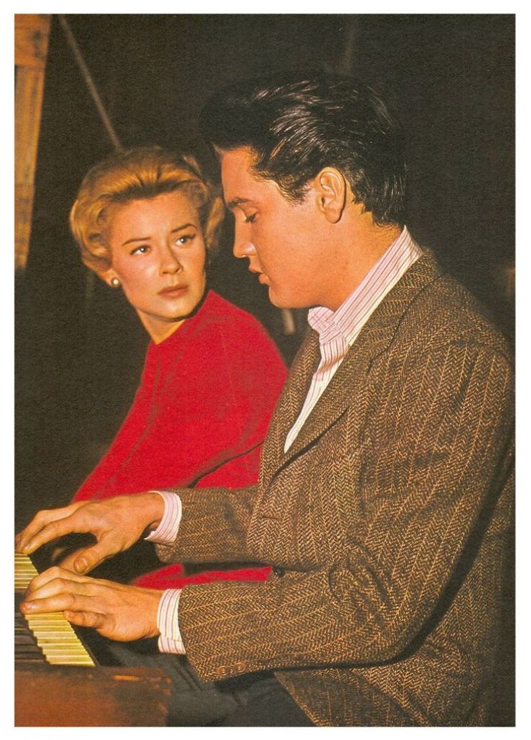 Hope Lange