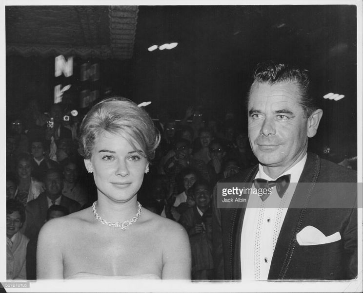 Hope Lange