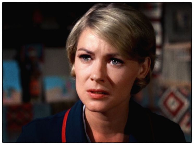 Hope Lange