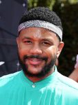 Hosea Chanchez