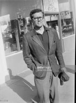 Howard Duff