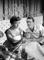 Howard Duff