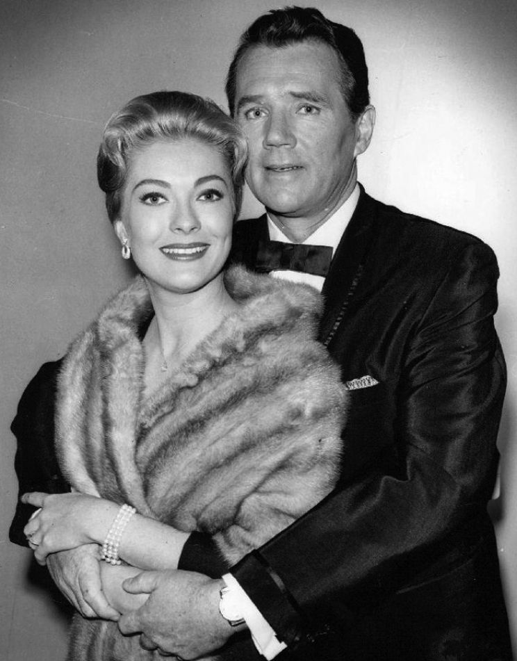 Howard Duff