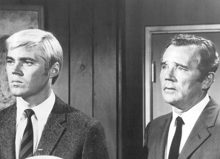 Howard Duff
