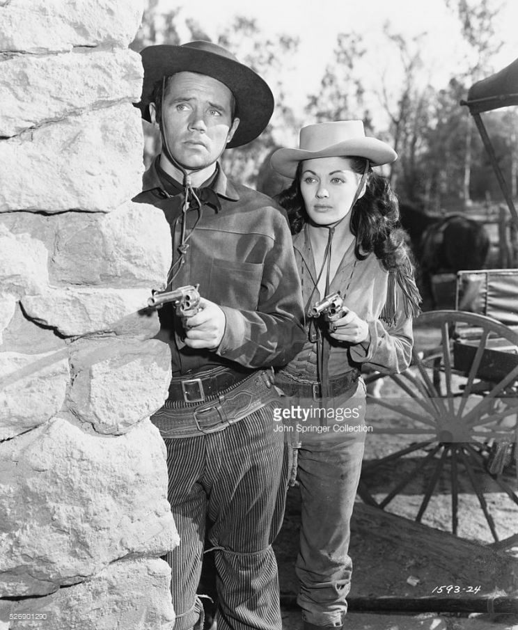 Howard Duff