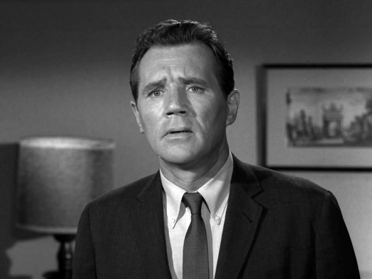 Howard Duff