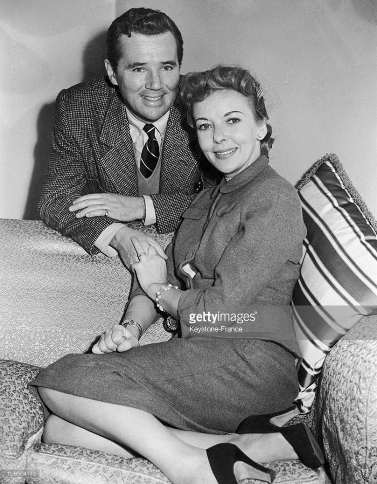 Howard Duff
