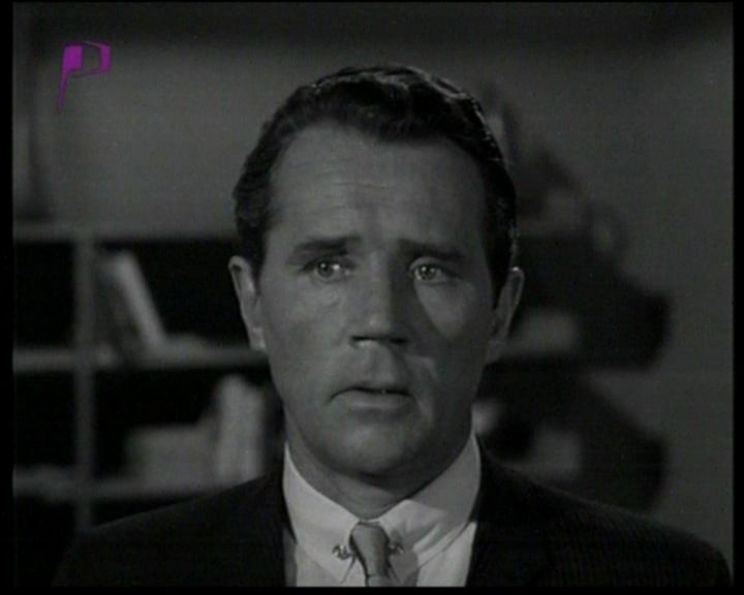 Howard Duff