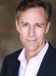 Howard McGillin