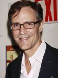 Howard McGillin