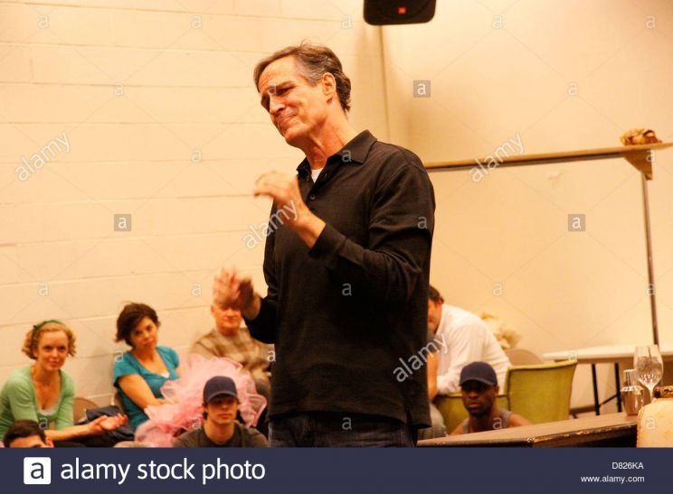 Howard McGillin