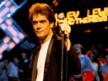 Huey Lewis