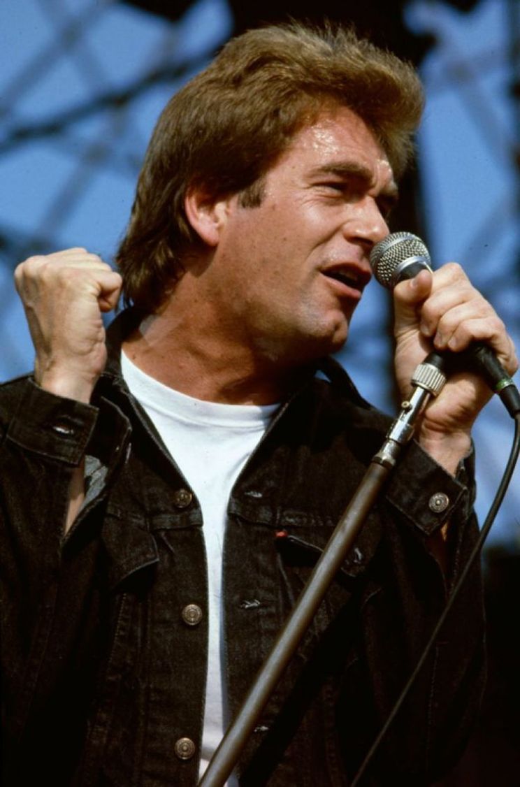 Huey Lewis