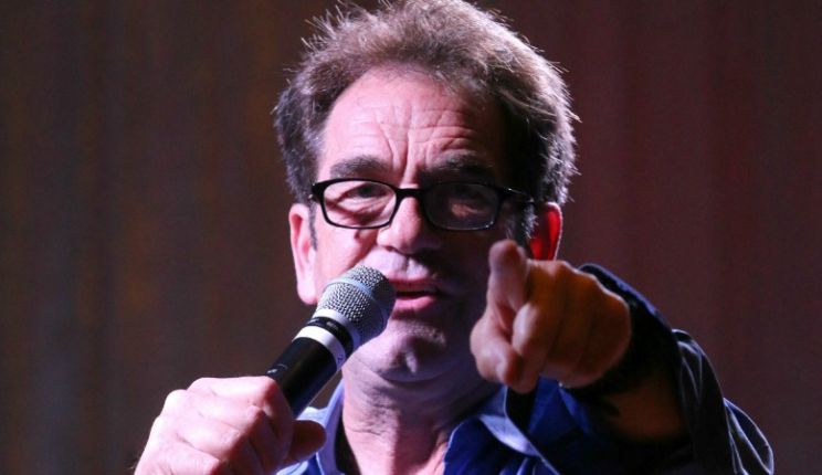 Huey Lewis