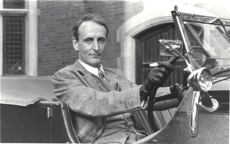 Hugh Fraser