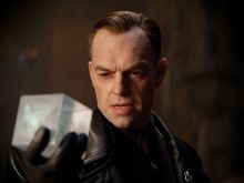 Hugo Weaving