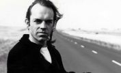 Hugo Weaving