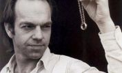 Hugo Weaving