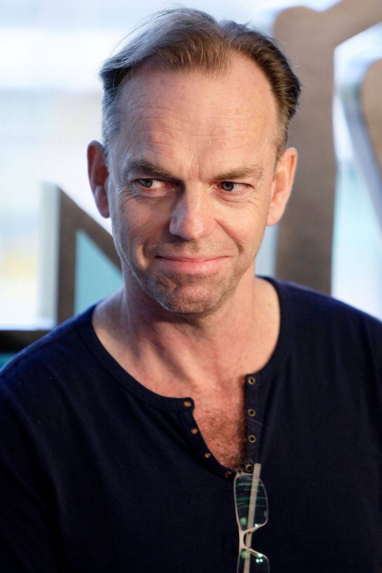 Hugo Weaving