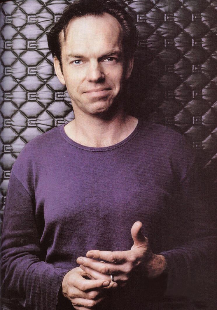 Hugo Weaving