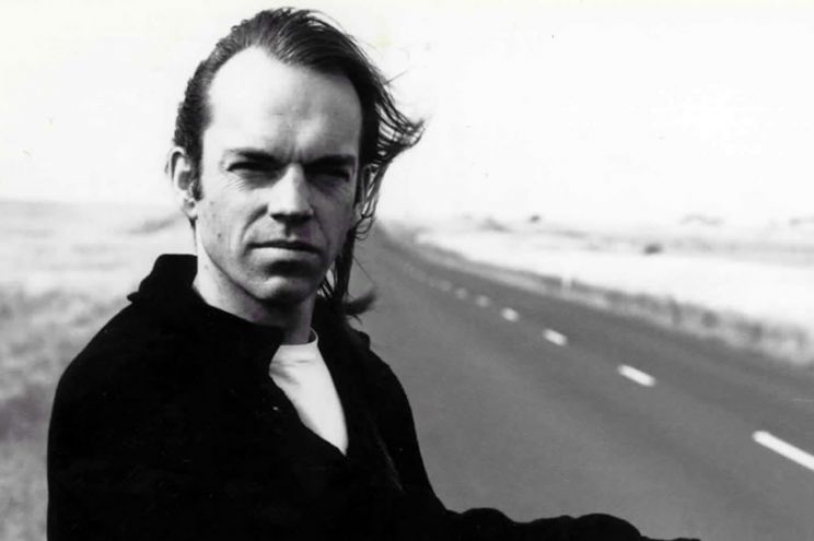 Hugo Weaving