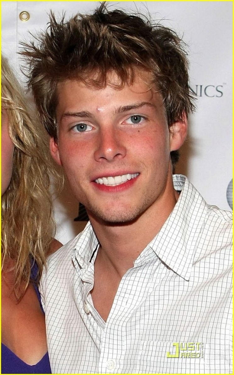 Hunter Parrish