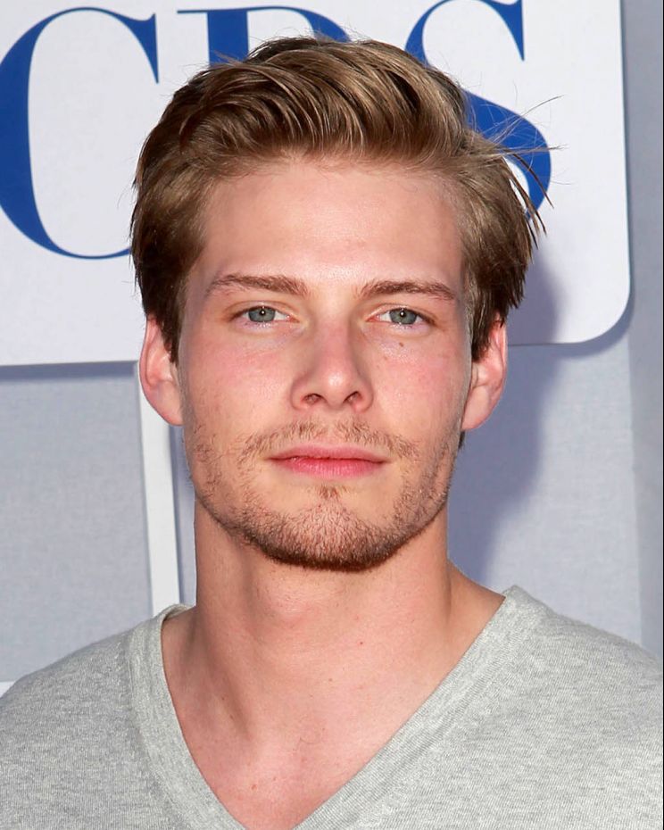 Hunter Parrish