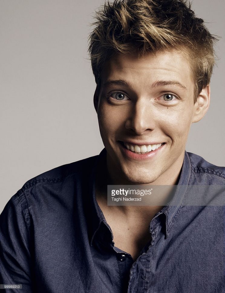 Hunter Parrish