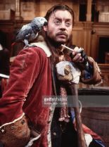 Hywel Bennett
