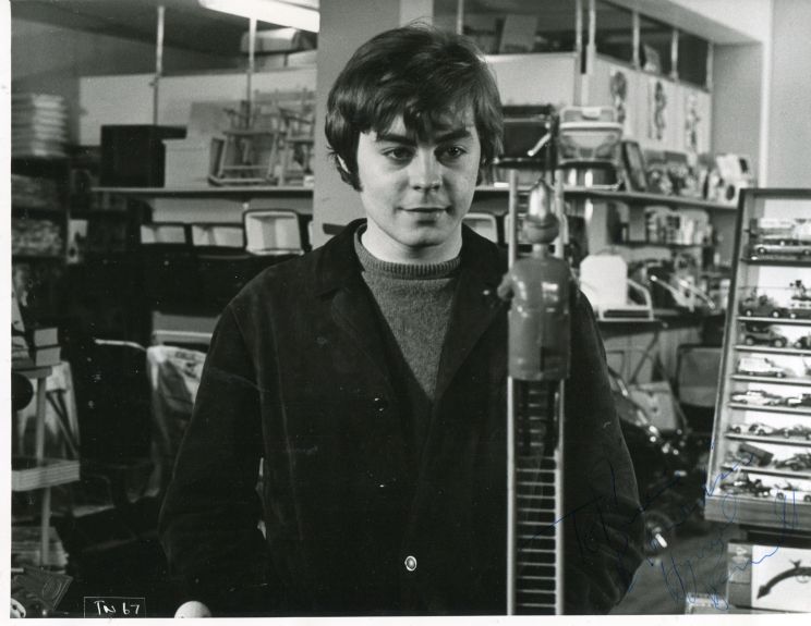 Hywel Bennett