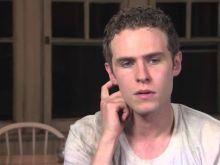 Iain De Caestecker