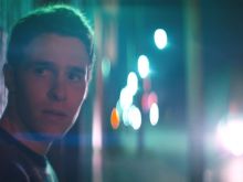 Iain De Caestecker